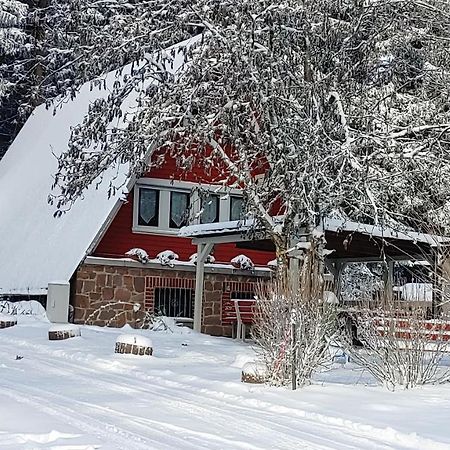 Wanderhuette Zum Bernhardsthal Vila Exterior foto